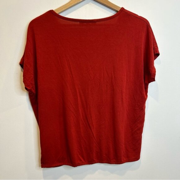 Melanie Lyne Twist Hem Short Sleeve Tee Shirt - Picture 5 of 5